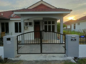 Fatimah HomeStay Kulim Hi Tech